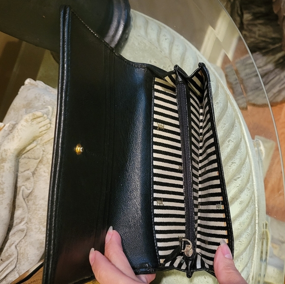 L.A.M.B. by Gwen Stefani Stencil Pattern Elmwood Bag and Wallet Set #375 - Picture 4 of 17